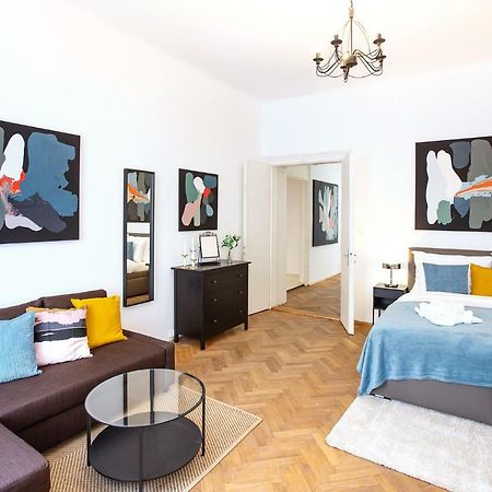5Br 2Bath Family Apt 5Mins To Wenceslas Square 布拉格 外观 照片